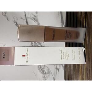 Elizabeth Arden Flawless Finish Skincaring Foundation – Shade 650C – 1 fl oz